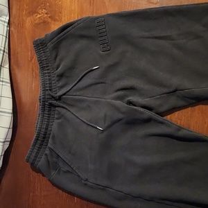 Puma mens L sweatpants